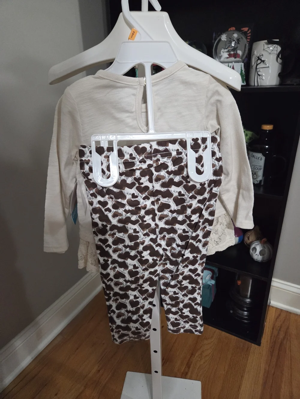 Baby Essentials Beige Giraffe Lace-Trim Set with Pink Accents
